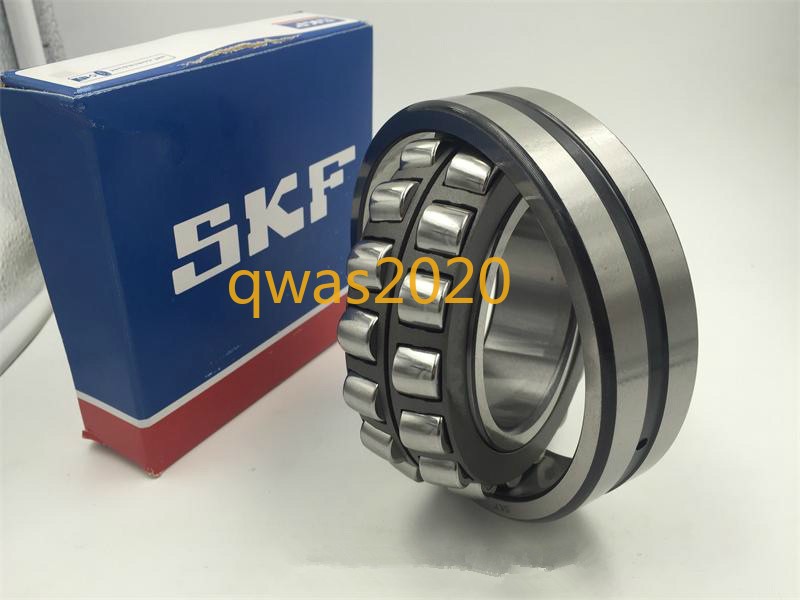 1pc New SKF Spherical roller bearing 22208EK/W33