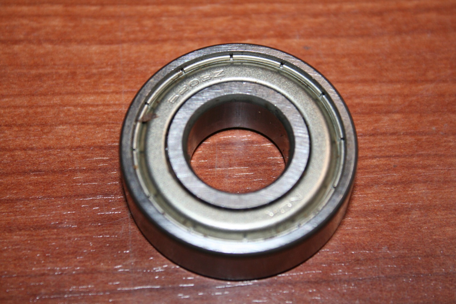 NSK 6203ZZ Ball Bearing JAPAN ID: 17mm OD: 40mm Width: 12mm Metal Shield