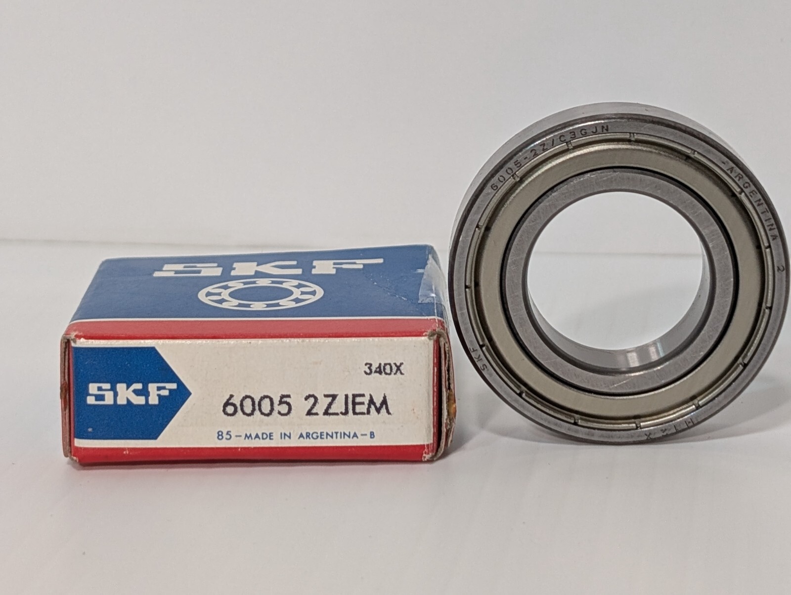 SKF 6005-2ZJEM Single Row Deep Groove Bearing, 25mm ID, 47mm OD, 12mm Wide