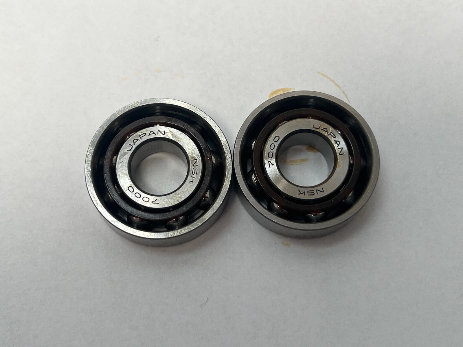 NSK 7000A5TYDULPA1 Bearing 10x26x8 mm 7000E 7000-A5-TY-DUL-PA1 Japan 2 Pcs