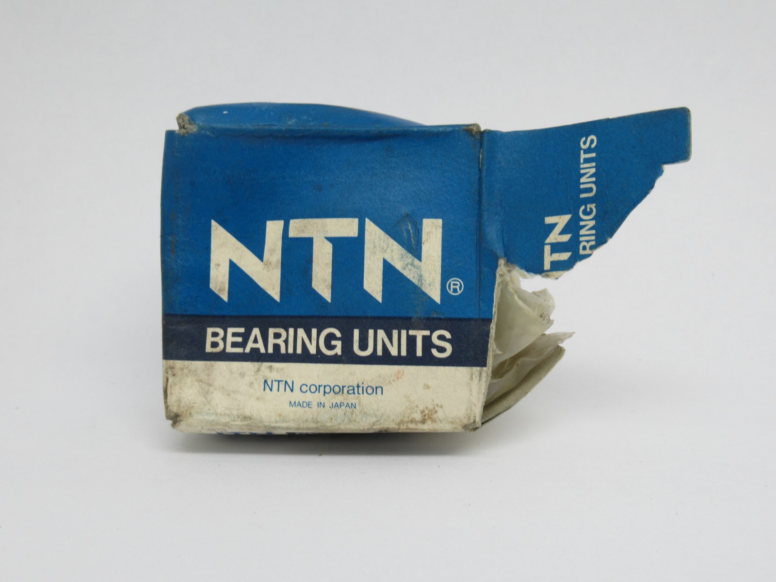 NTN UC205-100D1 Ball Insert Bearing 1″ ID x 2.047″ OD *DAMAGED BOX* NEW