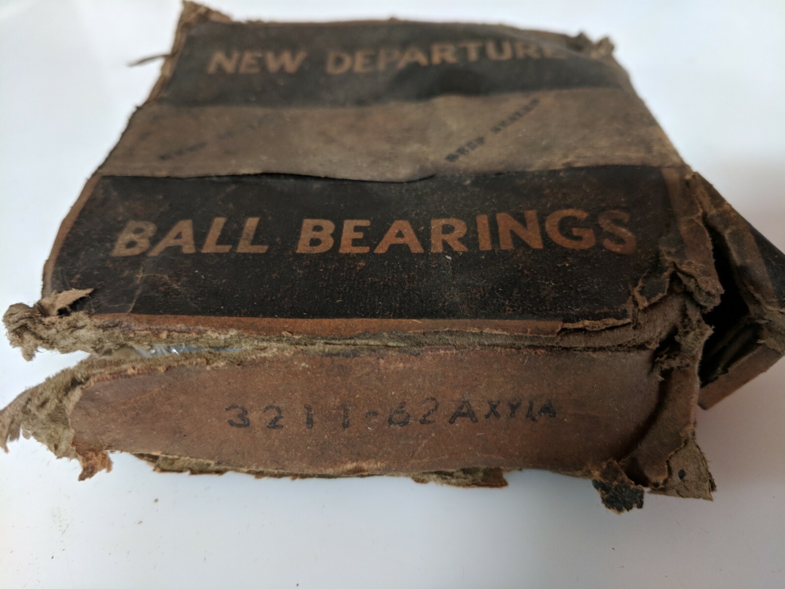 NDH 3211-62A axle bearing, made in USA. * New Departure Hyatt