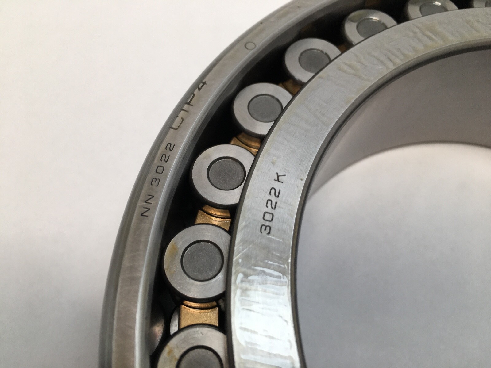 NTN NN3022KC1NAP4 Cylindrical Bearing 110x170x45 mm NN-3022-K-C1-NA-P4 Japan