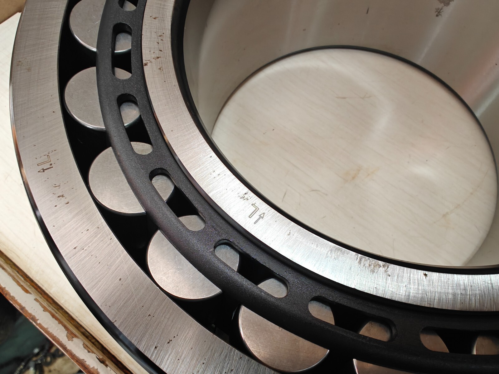 23138 EJ C3 TIMKEN 23138EJW507C08C3 Spherical Roller Bearing 190 x 320 x 104 mm