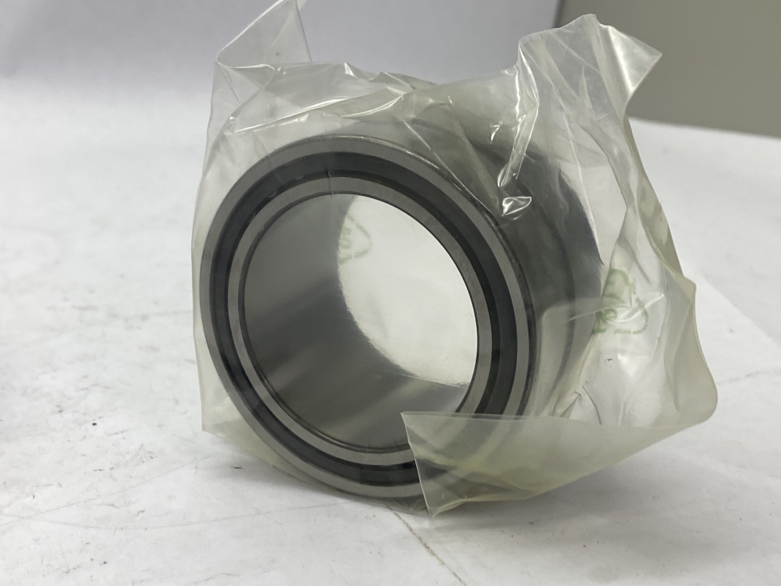 NEW IN BOX SKF 50mm Bore 72mm OD 40mm Width Open Needle Roller Bearing NA6910