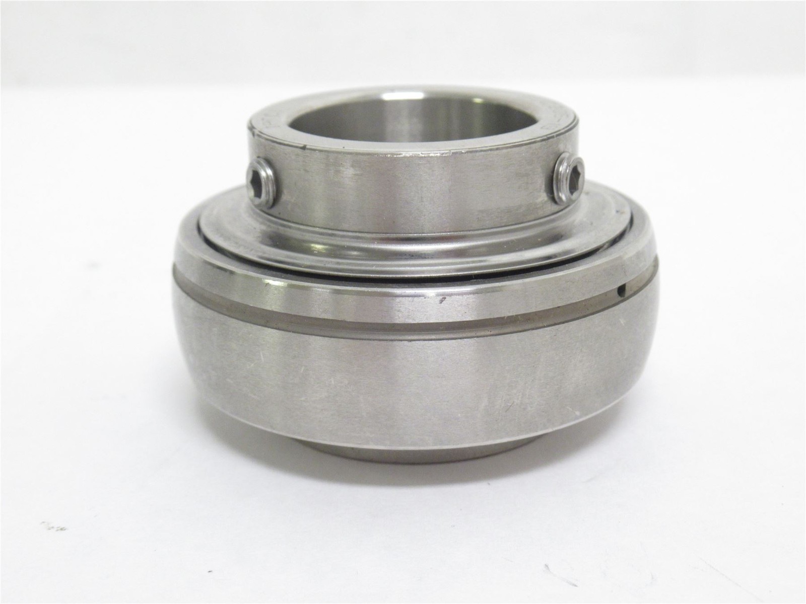 236231 New-No Box; IPTCI SUC206-19 Insert Ball Bearing; 1-3/16″ID x 62mmOD
