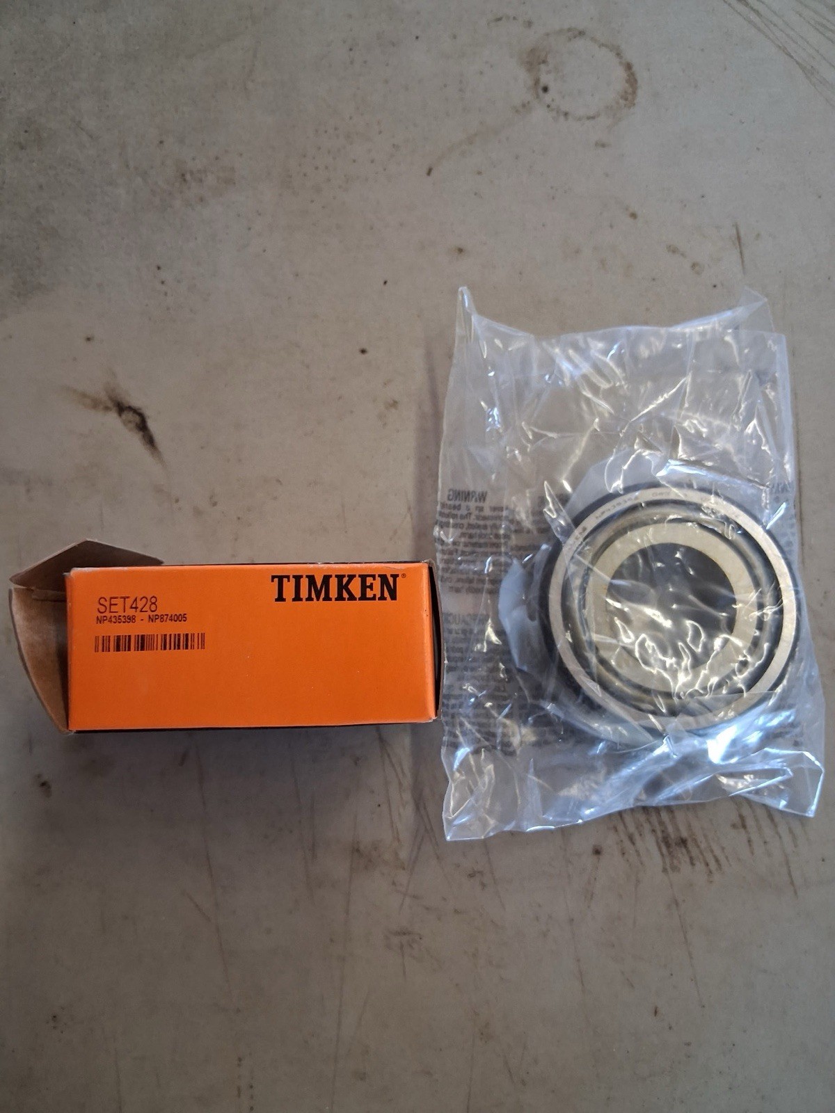 Timken SET428 Tapered Roller Bearing Set NP435398 NP874005 OEM New Sealed