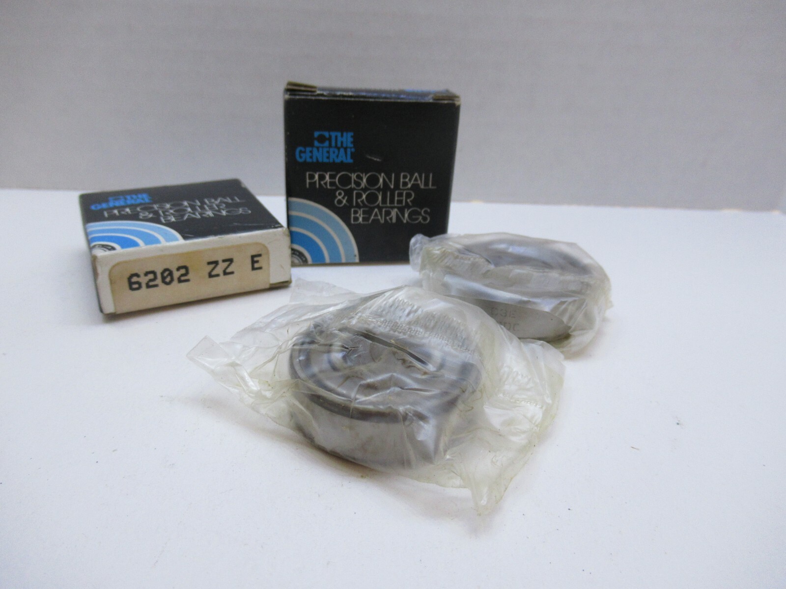 (NEW – Lot of 2) THE GENERAL 6202ZZE 6202 ZZ E Bearing