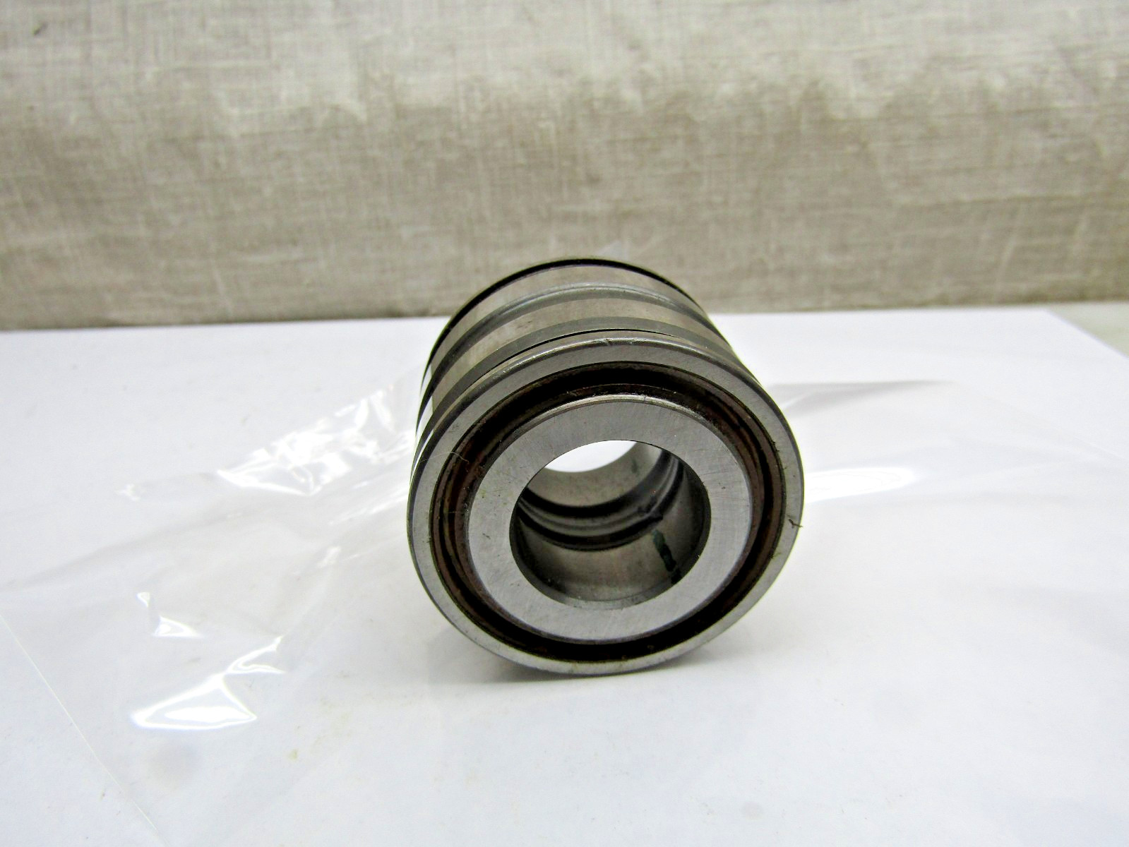 INA SL045004 PP 20mm x 40mm x 30mm Sealed Cylindrical Roller Bearing