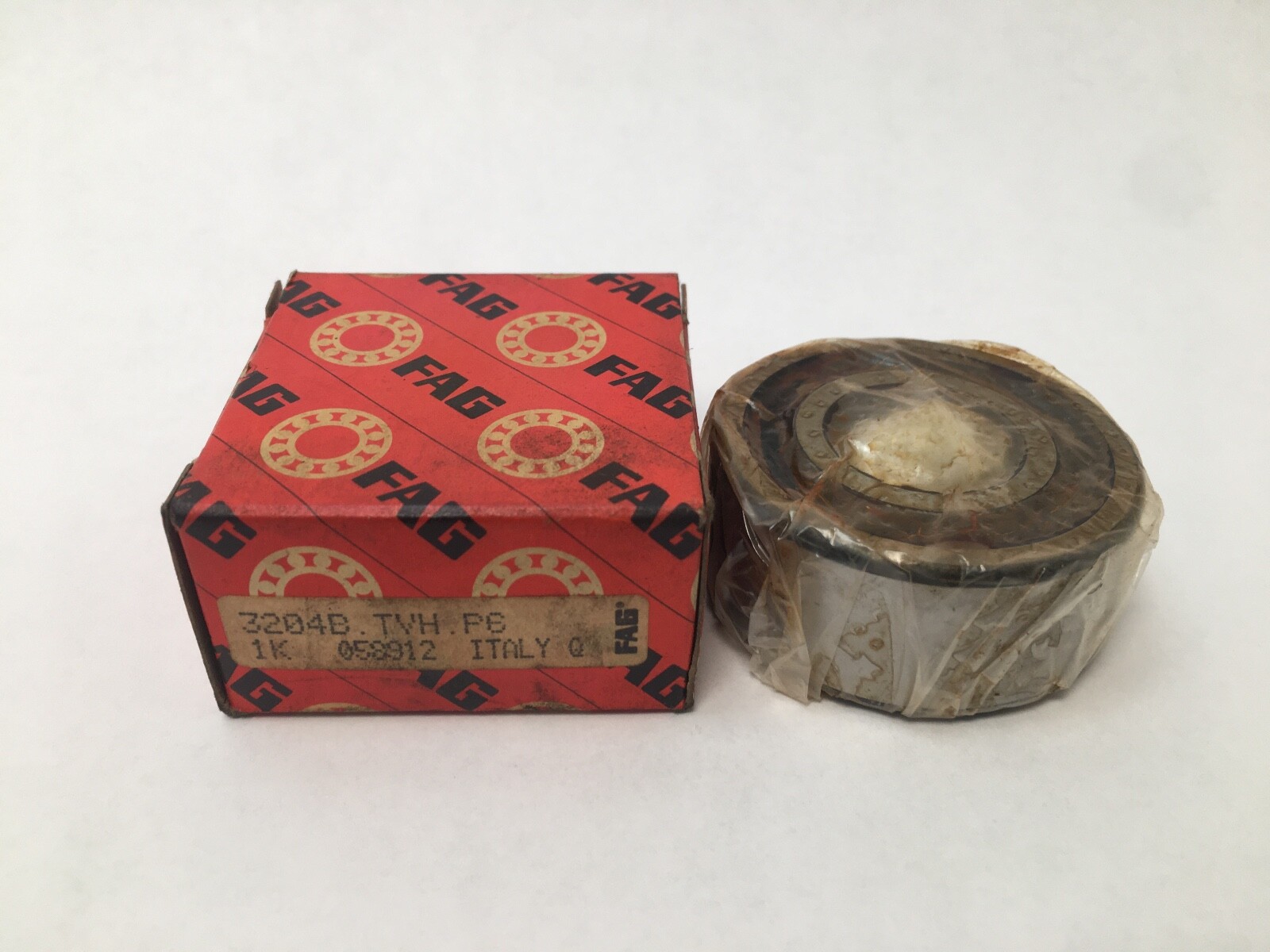 FAG 3204B.TVH.P6 Bearing 20mmx47mmx13/16″ 5204 3204B 3204-B-TVH-P6 Italy
