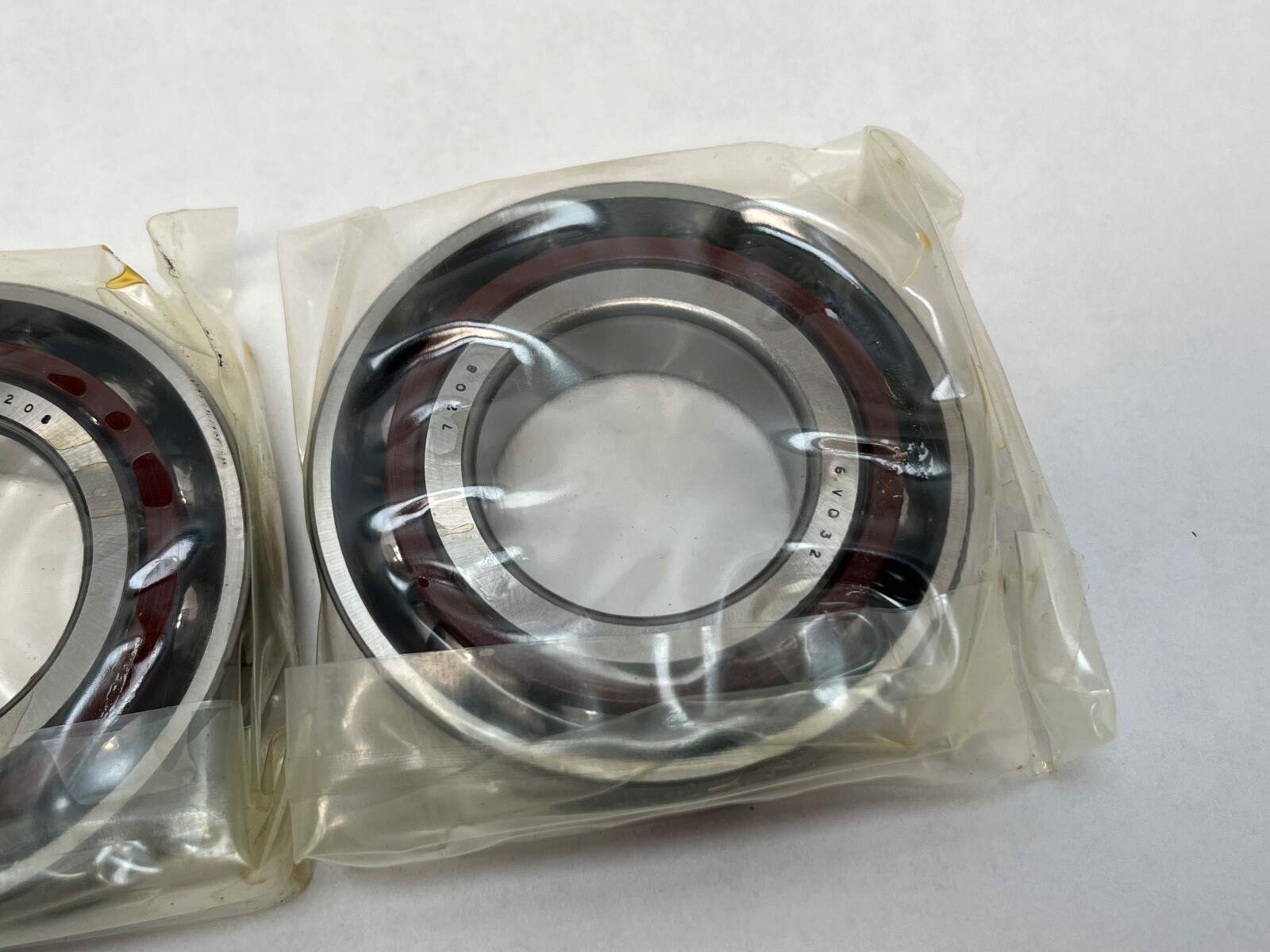 SNR 7208CDUJ74 Bearing 40x80x18 mm 7208-C-T-DUL-P4 7208-C-DU-J74 France 2 Pcs