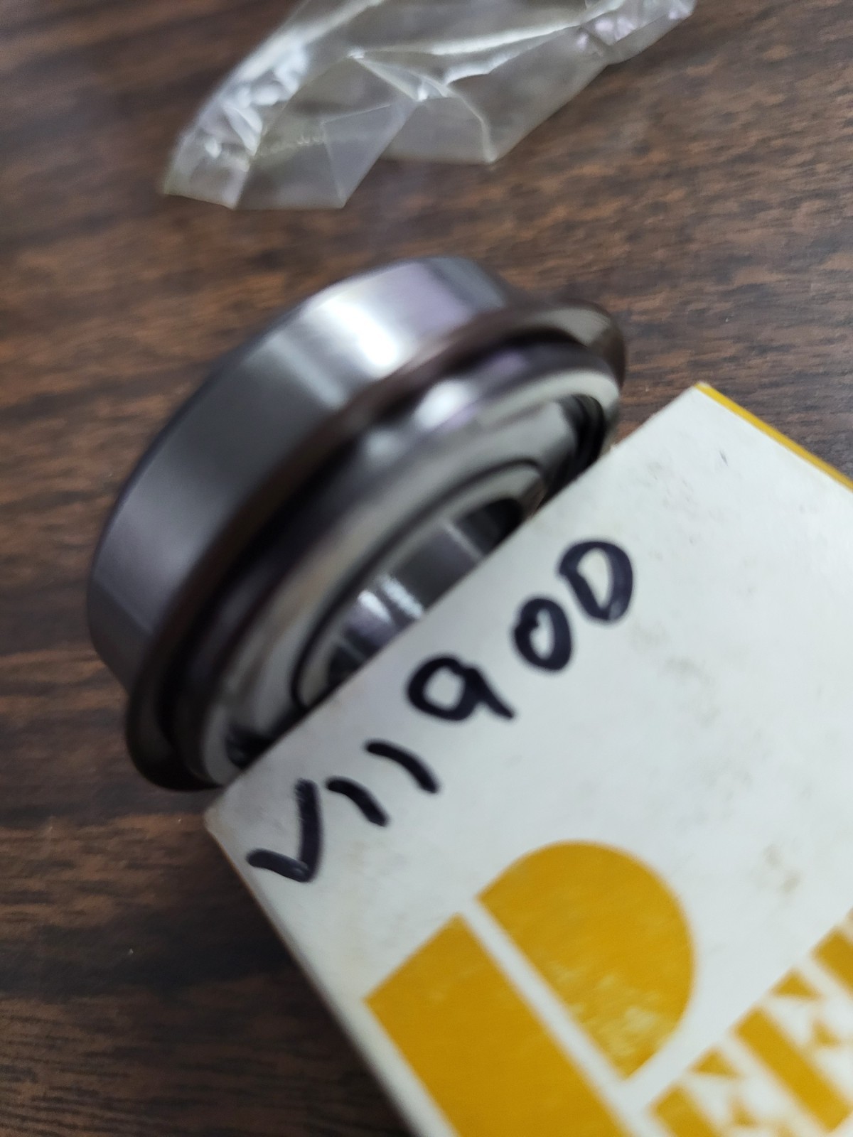 2 PCS – PEER 6202-ZZNR Deep Groove Radial Ball Bearing with ring