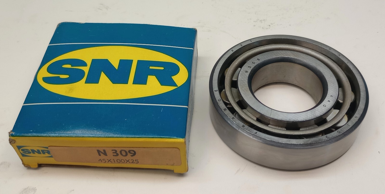 SNR N 309 Cylindrical Roller Bearing 45mm ID X 100mm OD X 25mm W N309