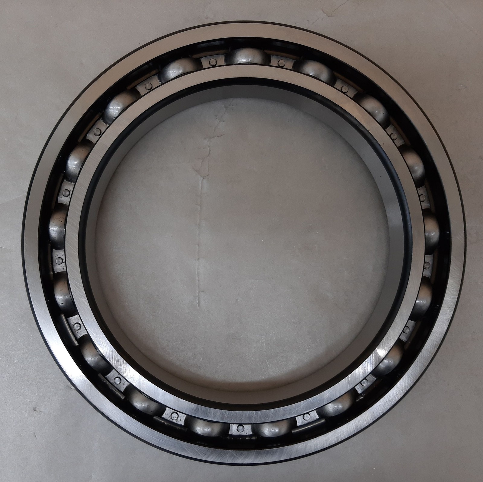 HRB Single Row Deep Groove Ball Bearing P/N 61936