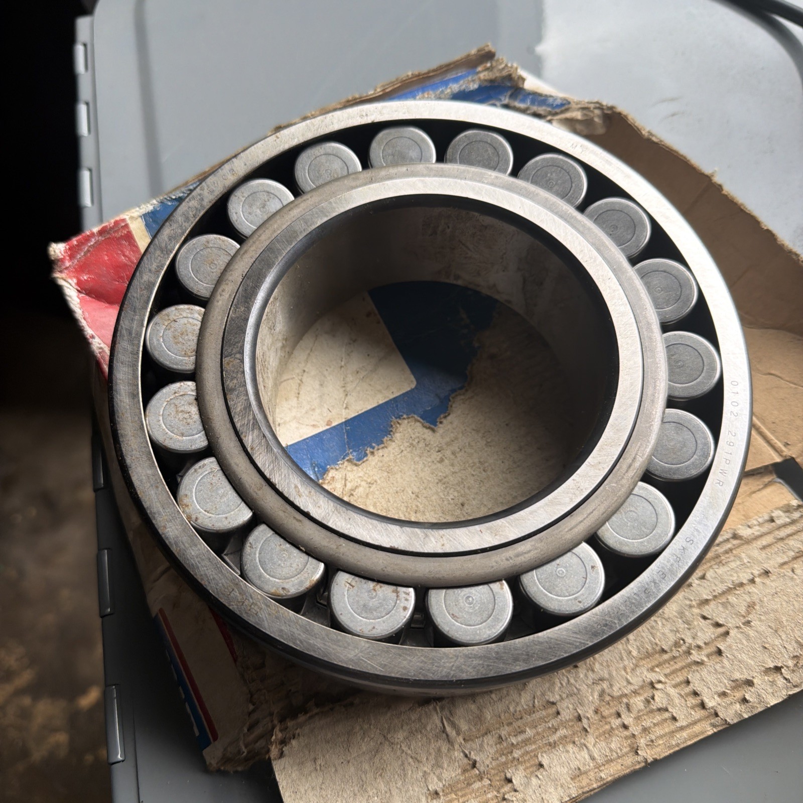 Genuine SKF 22222 EK/C3 Spherical Roller Bearing 110x200x53mm
