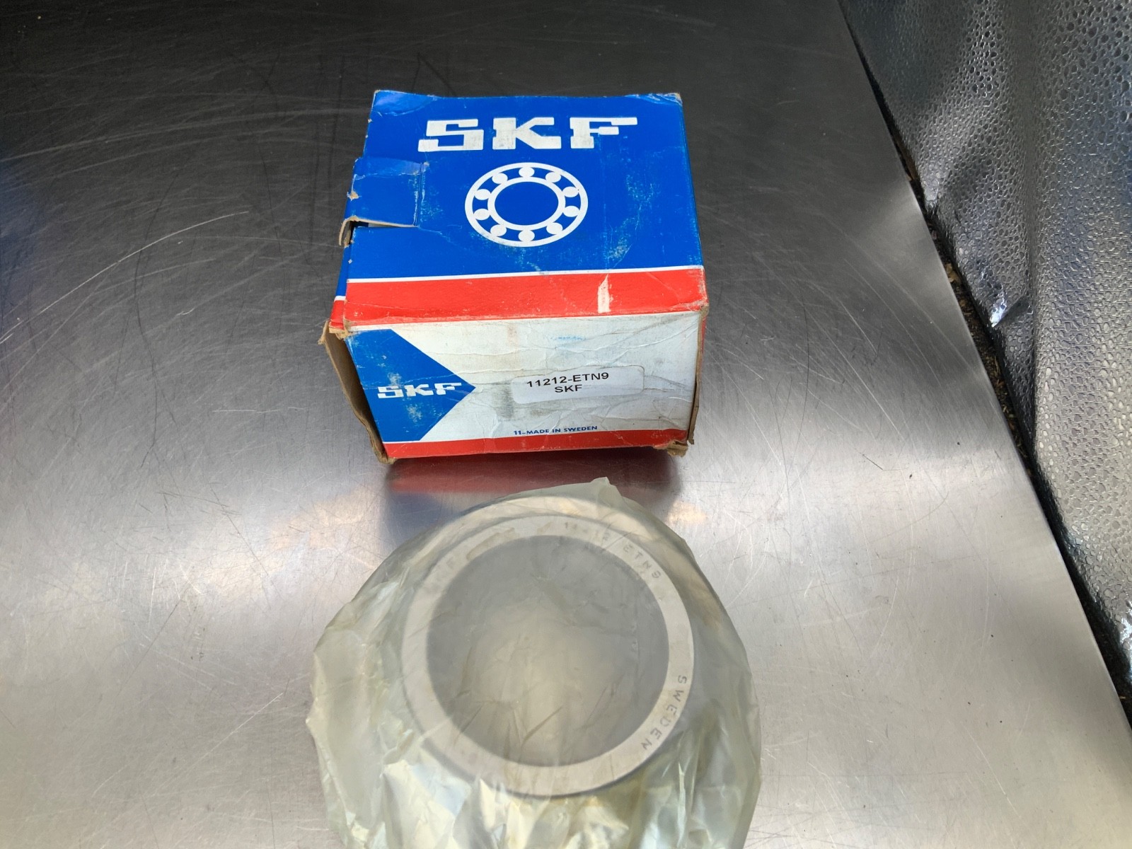 SKF 11212-ETN9 Self-Aligning Ball Bearing 60mm Bore, 110mm OD