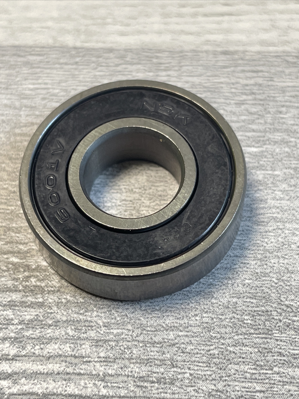 NSK 6001V 6001-V 6001-RS Single Row Ball Bearing NEW