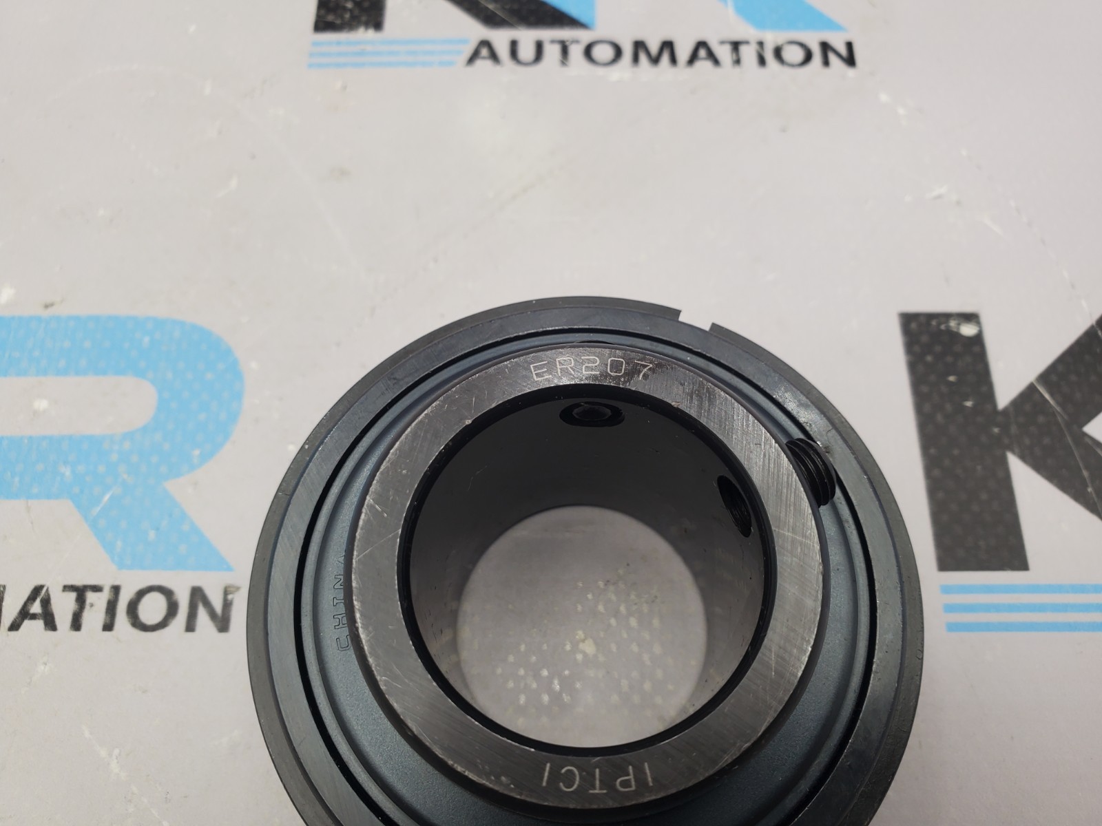 IPTCI ER 207 35MM Set Screw Lock Insert Snap Ring Bearing