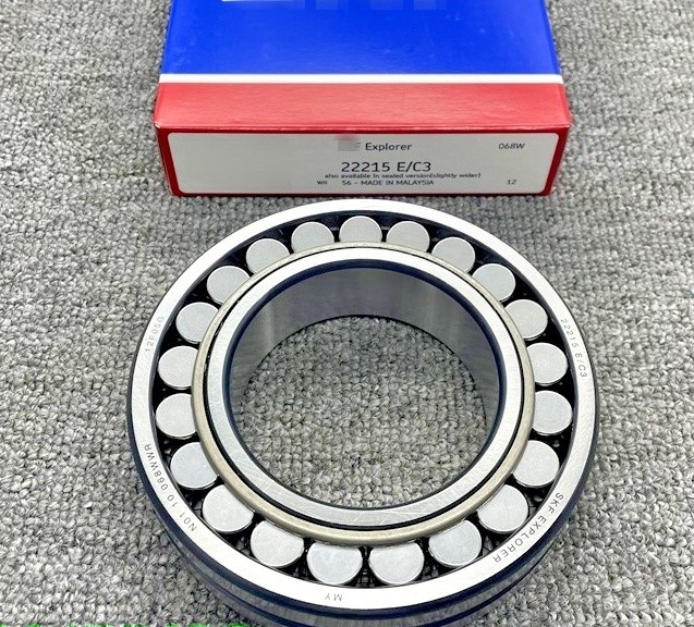 1PCS Brand New SKF 22215 E/C3 Spherical Roller Bearing 75x130x31mm Fast ship