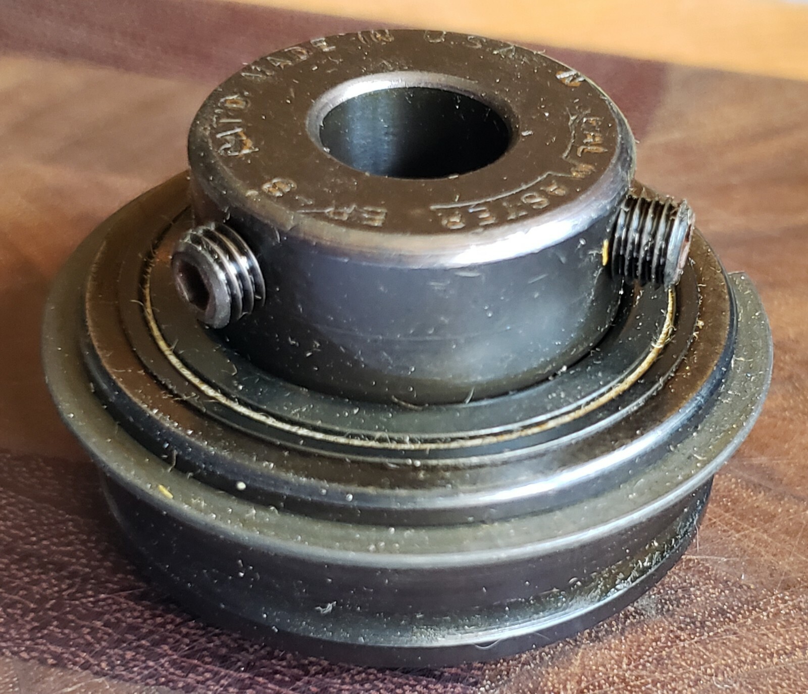 SEALMASTER ER-8 / ER8 (New Old Stock, in Box) Bearings