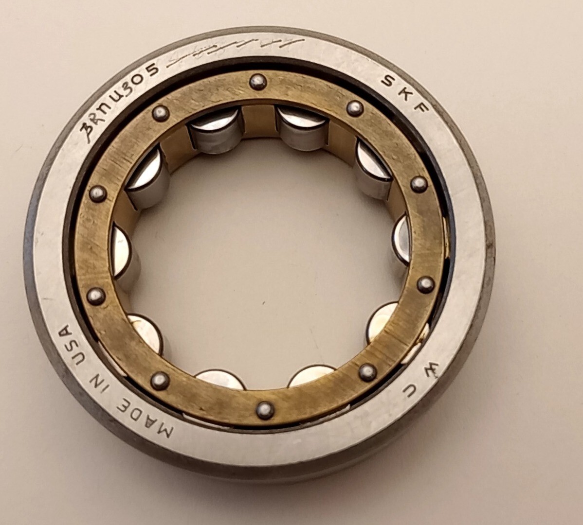 SKF RNU305 Cylindrical Roller Bearing 35mm ID X 62mm OD X 17mm W RNU305M