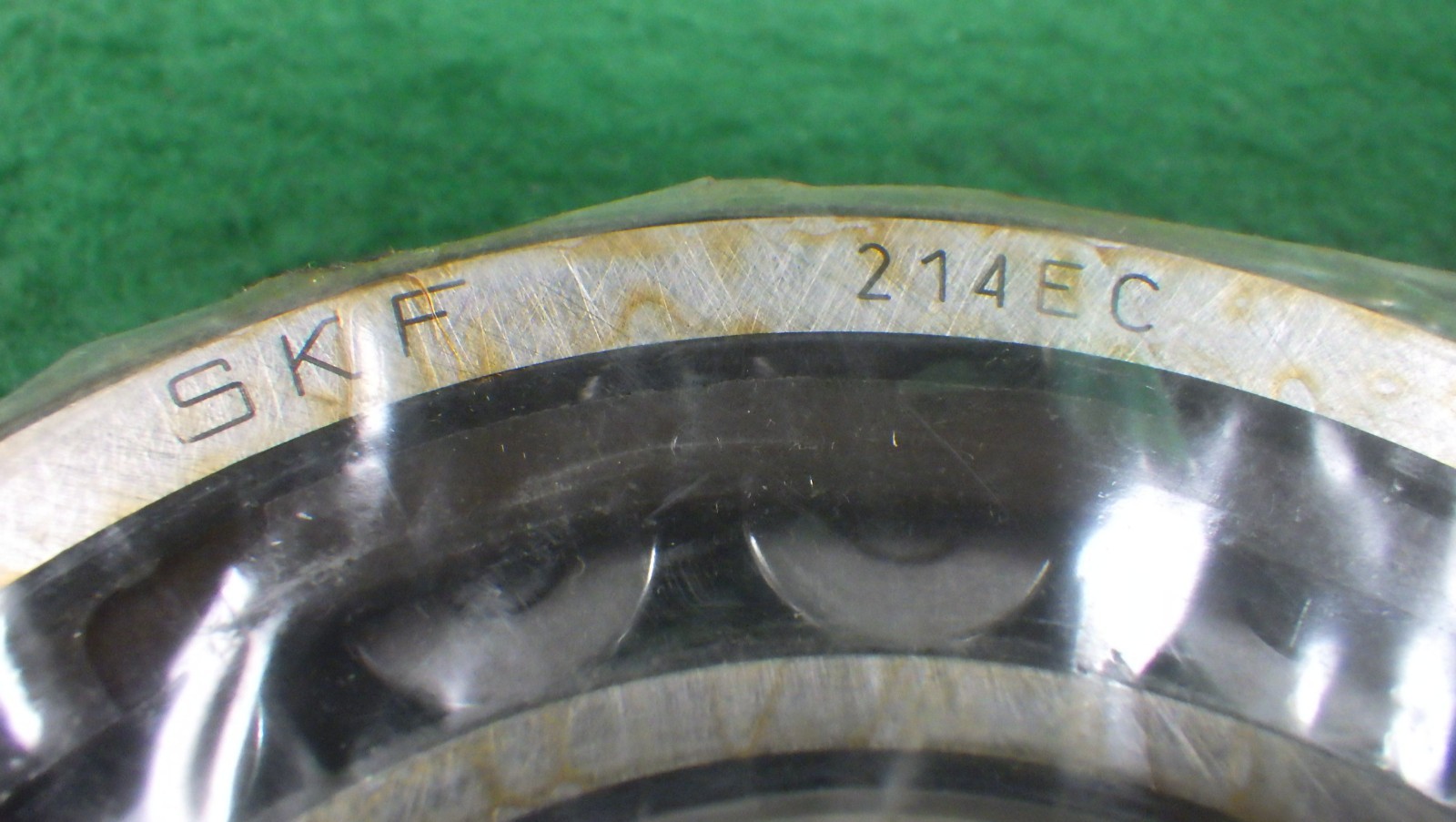 NU 214 ECP SKF Explorer Roller Bearing 70 x 125 x 124mm USA seller!