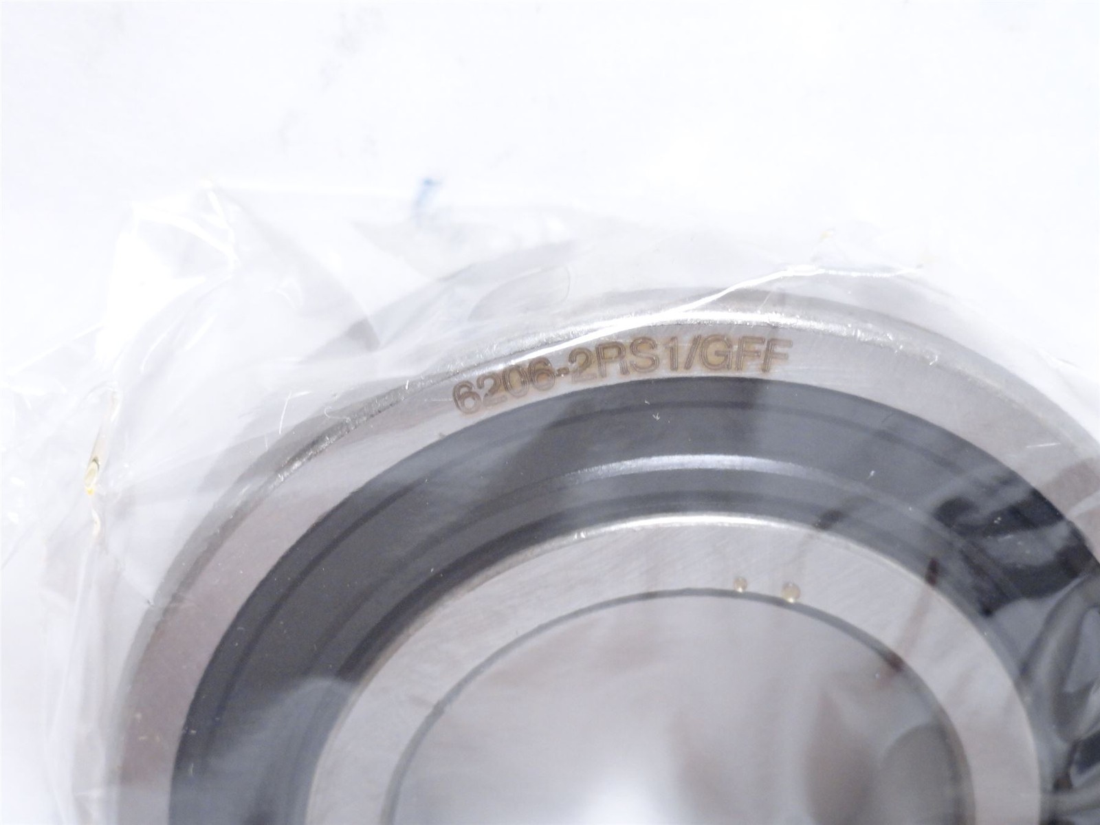 246998 New In Box; SKF 6206-2RS1 Ball Bearing 30mmID x 62mmOD x 16mm Width