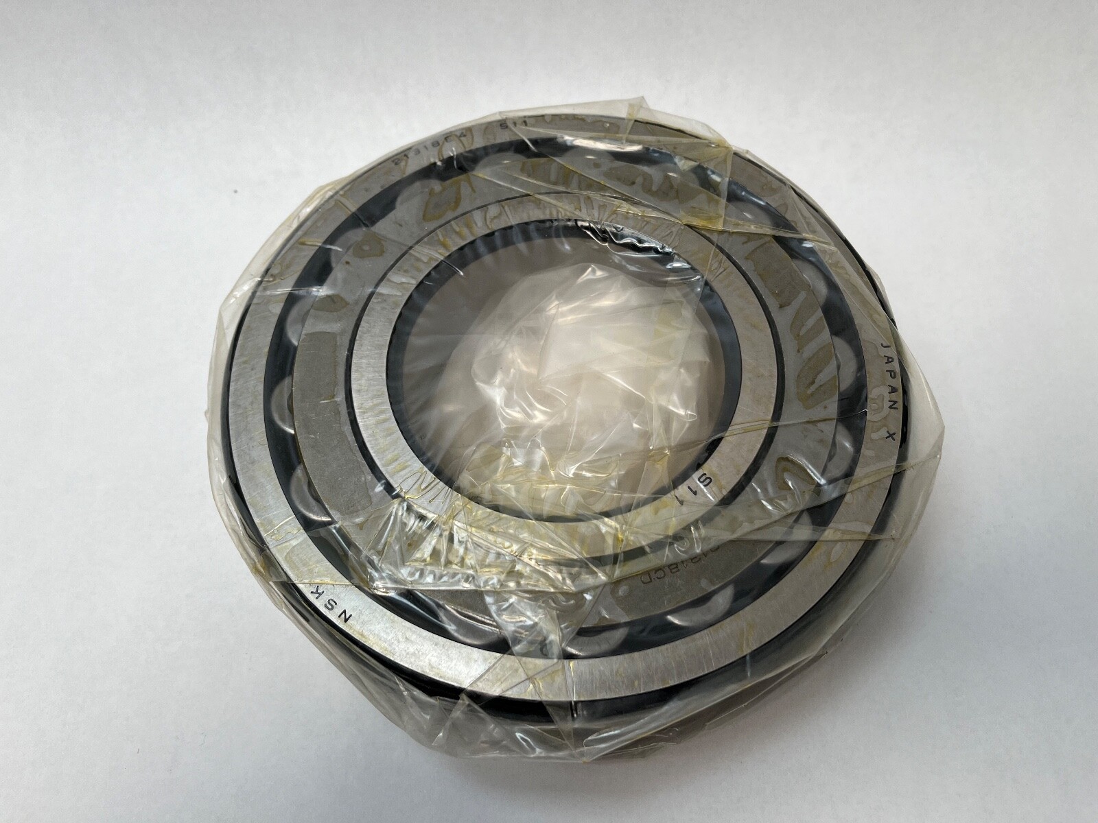 NSK 21318CDE4 Spherical Bearing 90x190x43 mm 21318-CD-E4/W33 S11 Japan