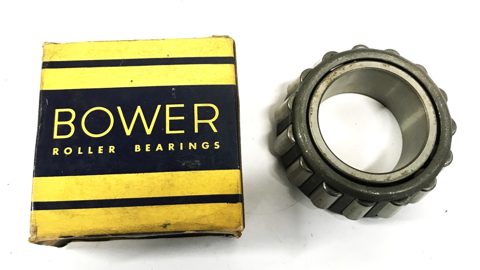 Bower Tapered Roller bearing Cone 538 NOS