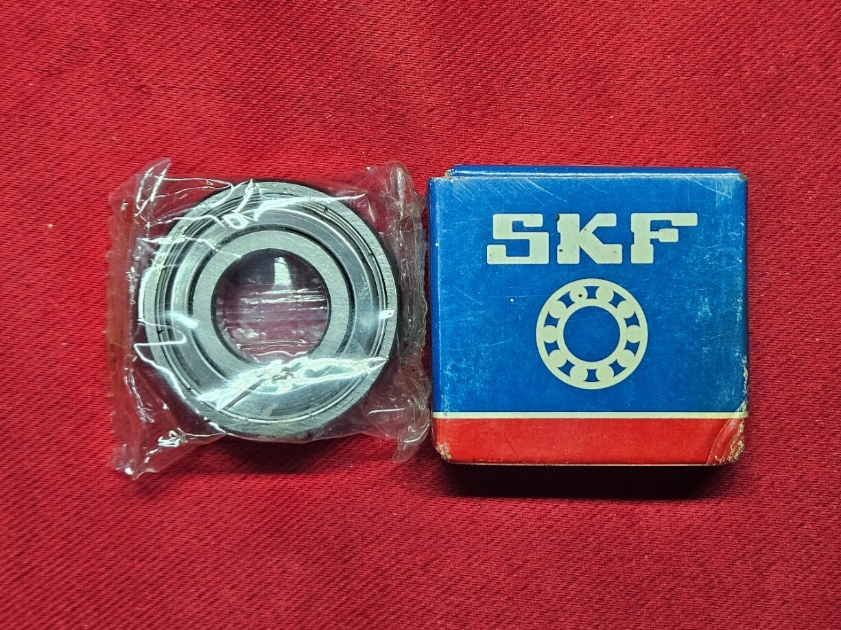 SKF 6203 2ZJEM Deep Groove Ball Bearing Shielded 17mm ID, 40mm OD, 12mm W – NEW