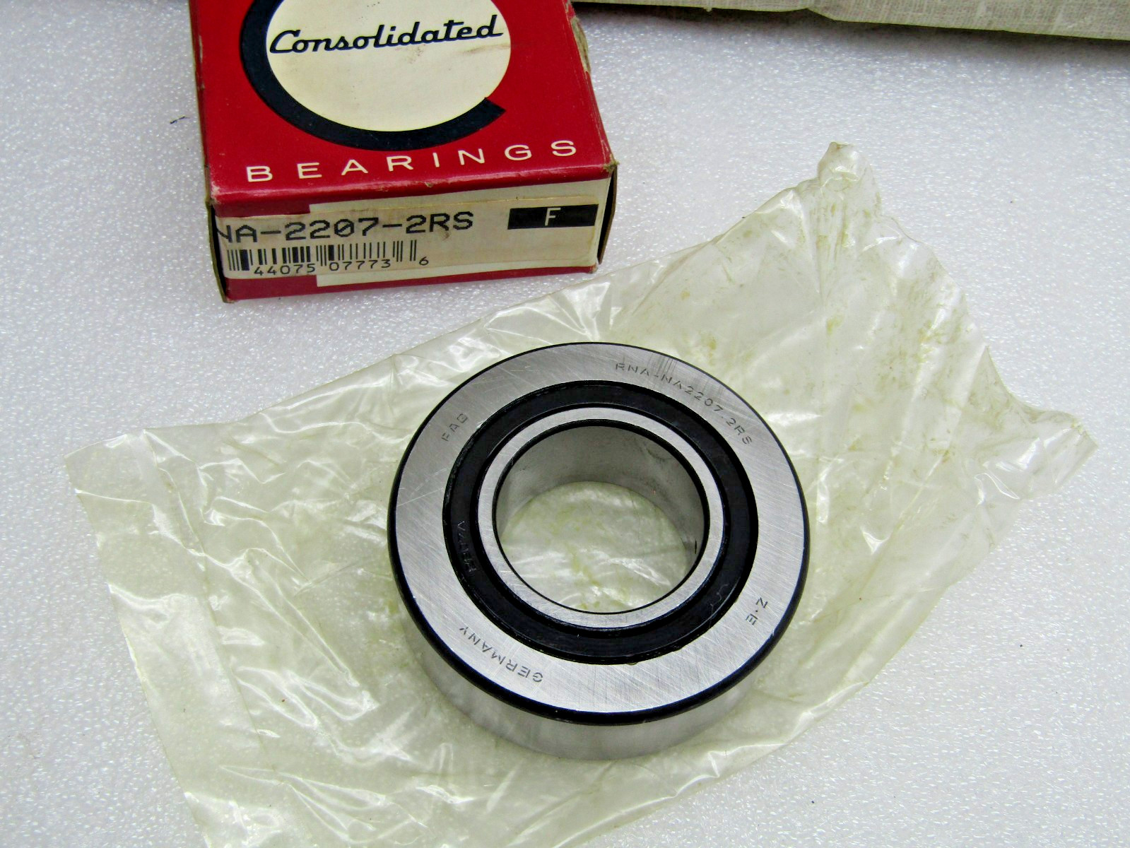FAG Consolidated NA2207-2RS 35mm x 72mm x 22.7mm Sealed Yoke Roller Bearing