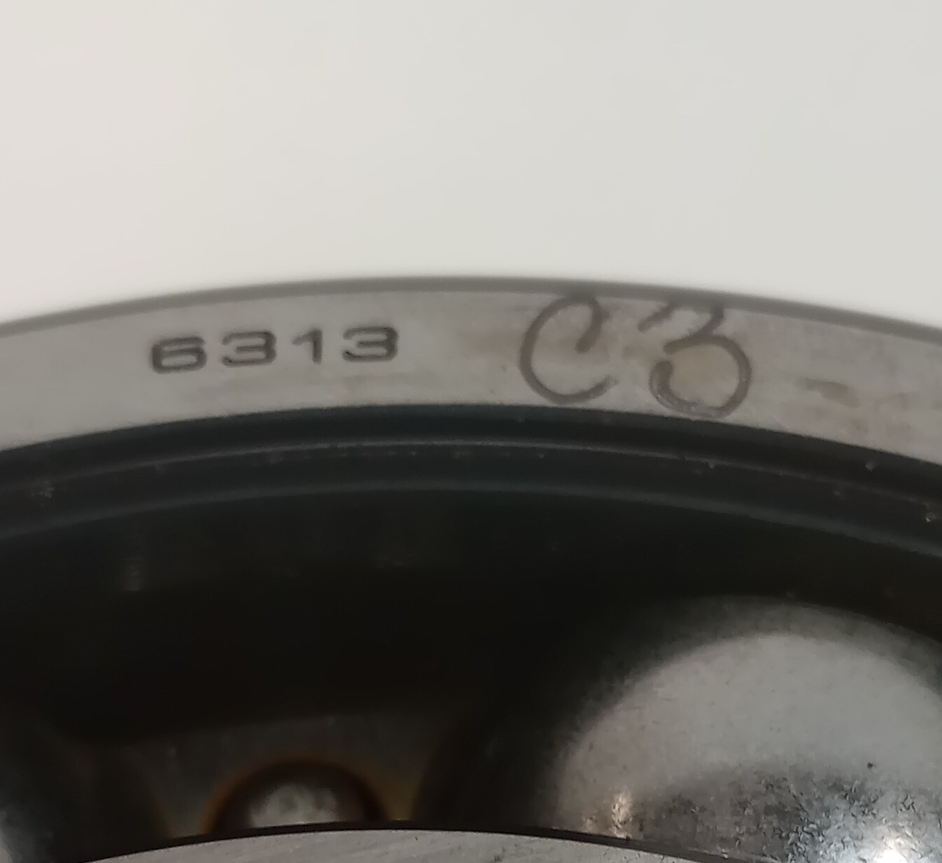 FAG 6313 C3 Ball Bearing Deep Groove 65mm ID X 140mm OD X 33mm W