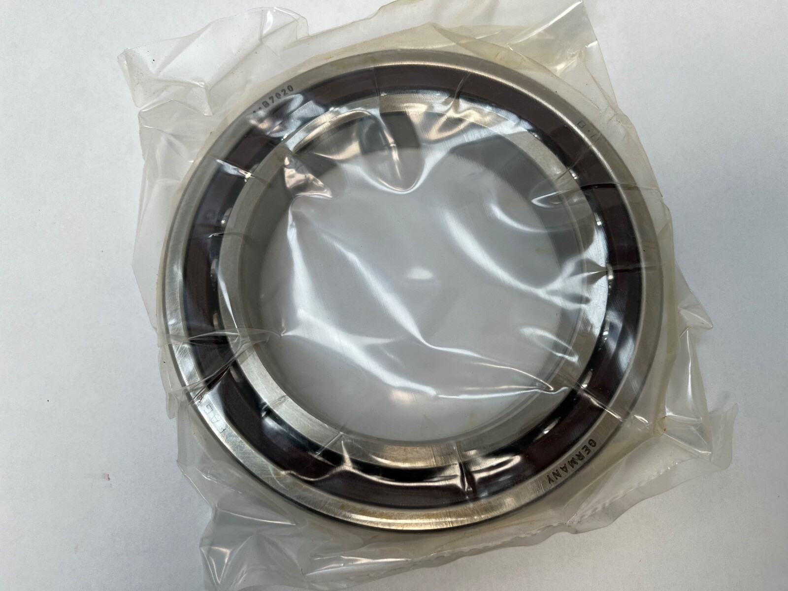 FAG B7020C.TPA.P4S.UL Bearing 100x150x24 mm 7020-TG-P4 B-7020-C-T-P4-UL Germany