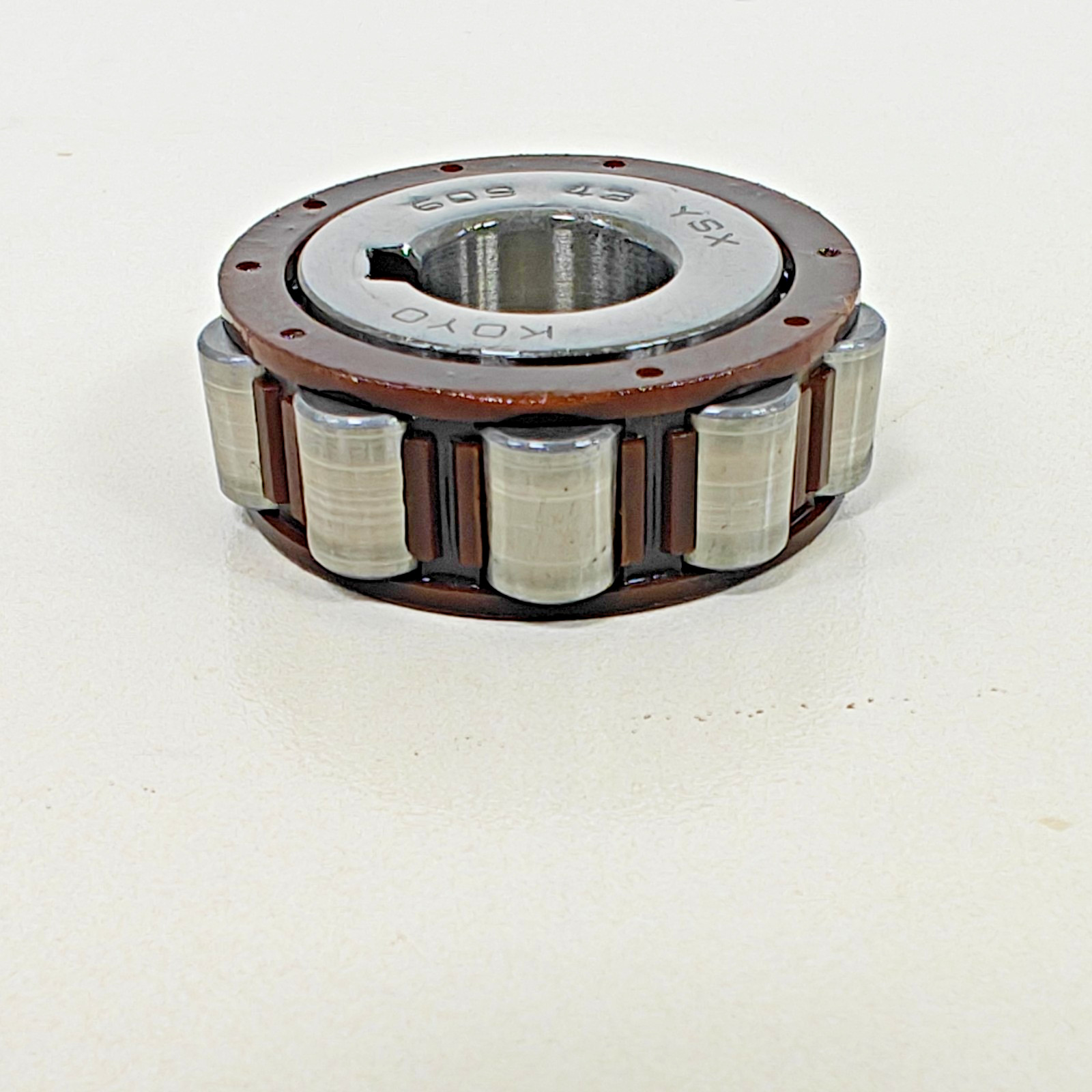 609 43 YSX Koyo Eccentric Cylindrical Roller Bearing 609 43 YSX 15×40.5x14mm