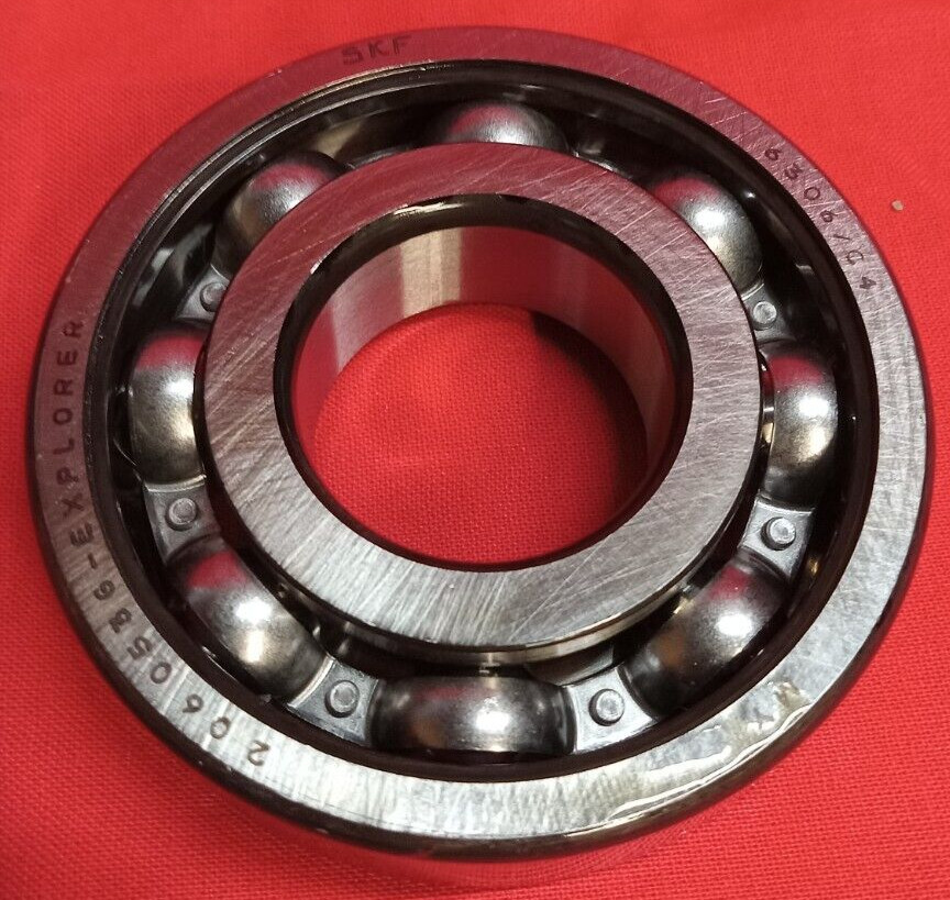 SKF BALL BEARING OD 72MM ID 300 WIDTH 19MM 6306/C4