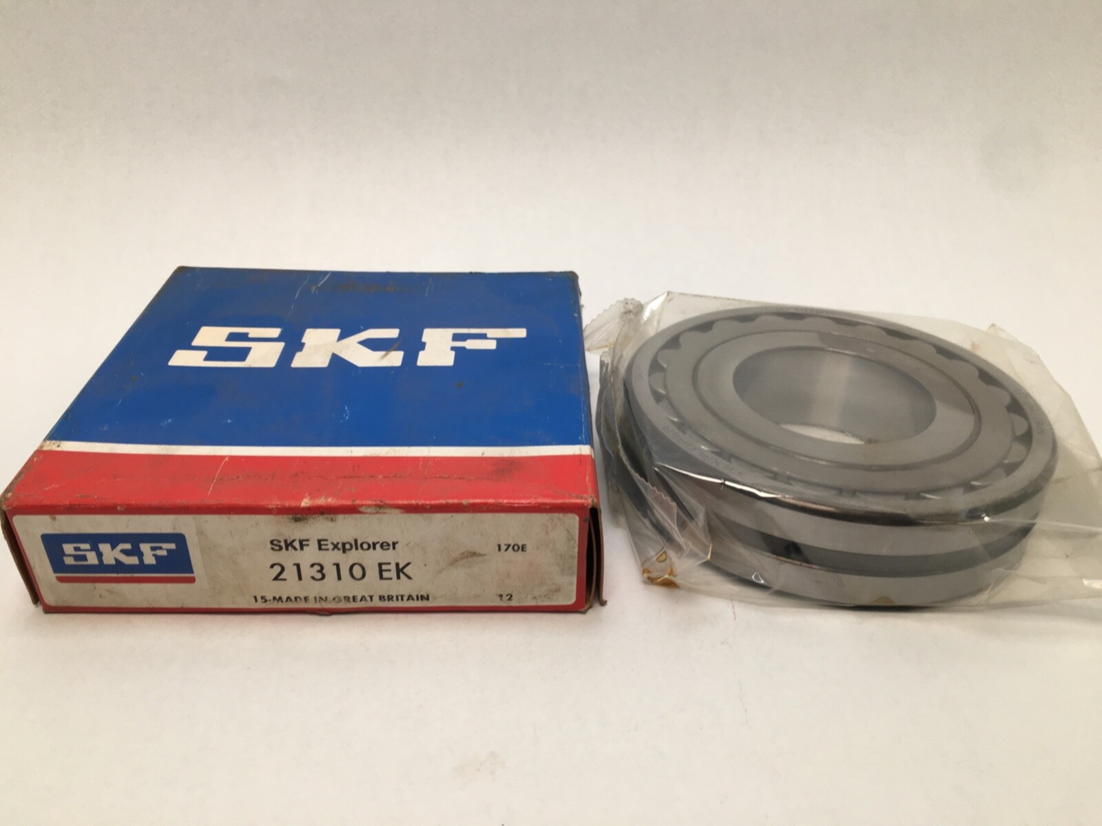 SKF 21310-EK Spherical Bearing 50x110x27 mm 21310 EK W33 21310EKW33 Britain