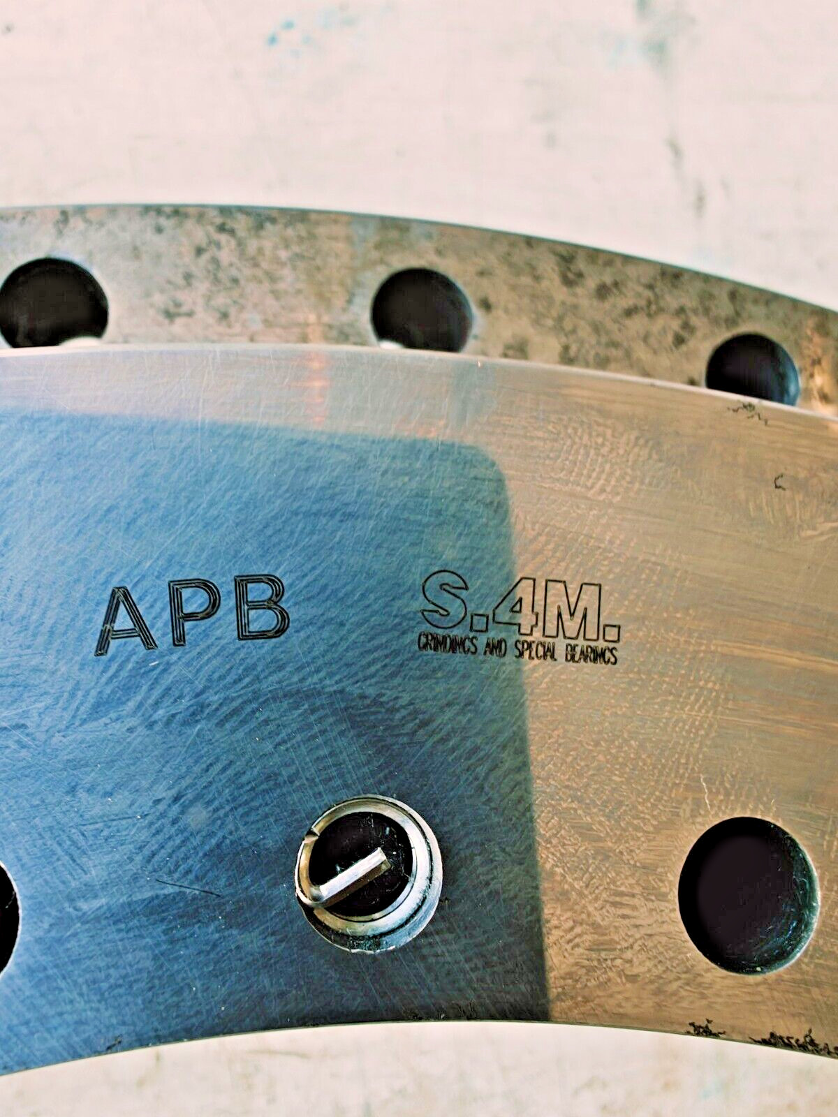 AXRY-260 APB (YRT 260) Axial Radial / Rotary Table Bearing 260 x 385 x 55 mm
