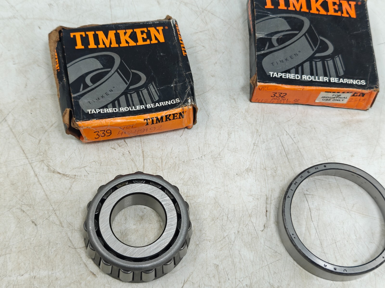 339/332 Timken Tapered Roller Bearing Cone&Cup Timken 339 – 332 USA 1.3780 in ID