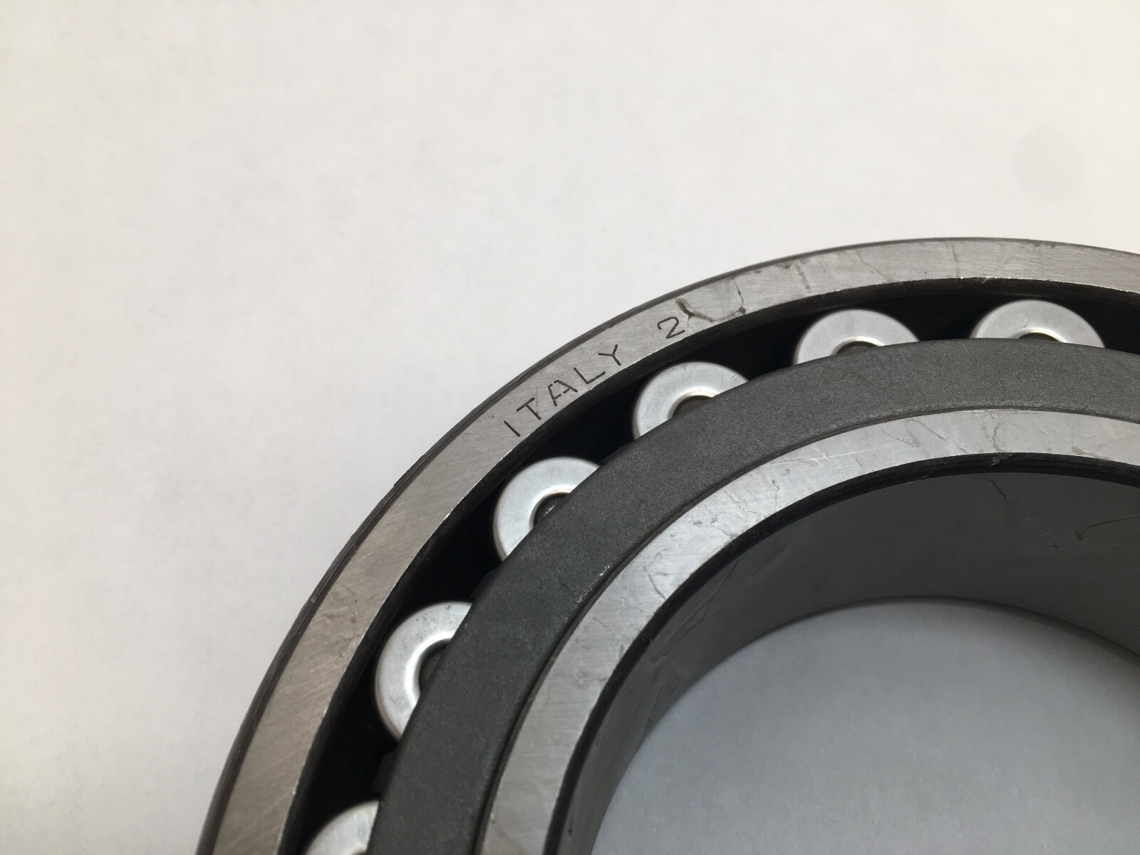 SKF 22216-CKJ Spherical Bearing 80x140x33 mm 22216-C-K-J Italy