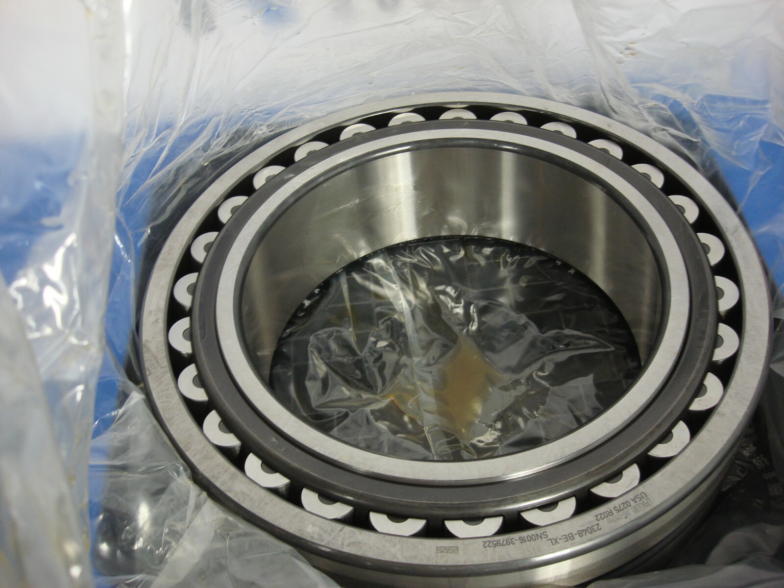 FAG X-Life 23048-BE-XL Spherical Roller Bearing OD 360mm ID 240mm Width 92mm