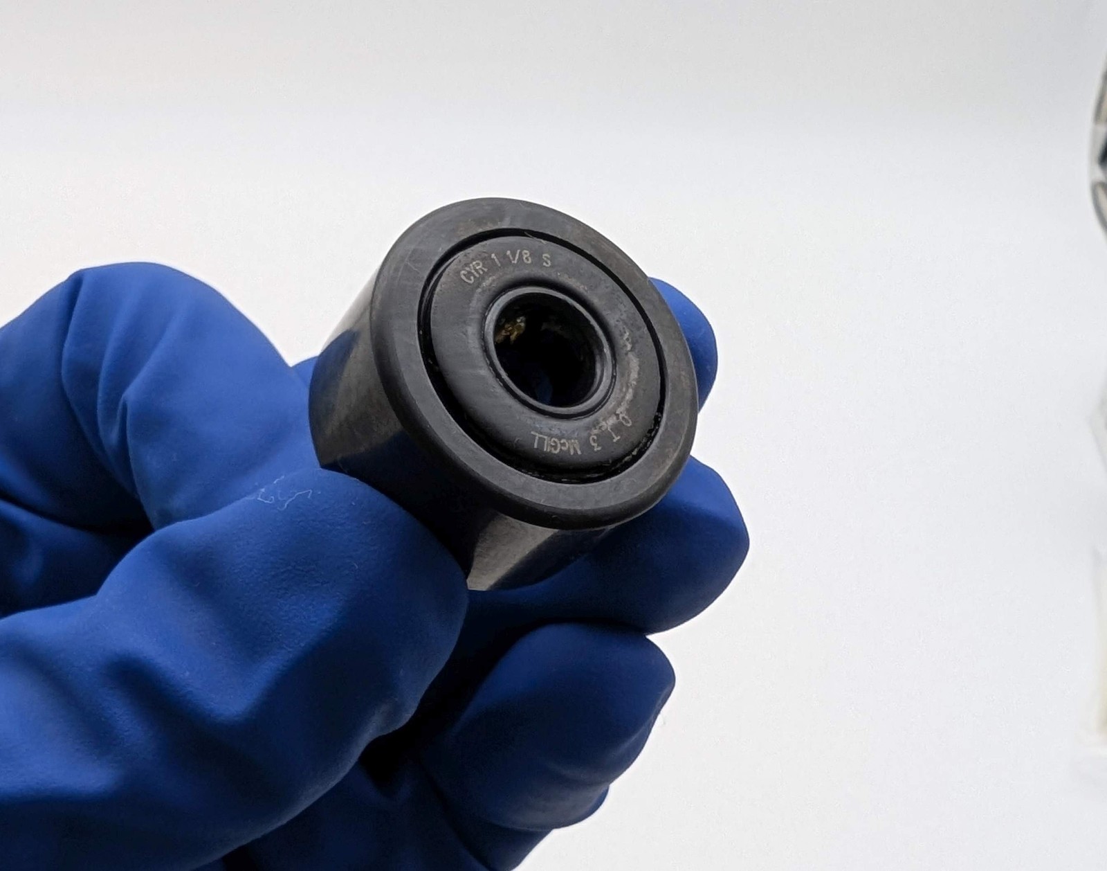 McGill CYR 1 1/8 S Cam Yoke Follower Bearing 5/16″ Bore 1-1/8″ Dia 5/8″ Width