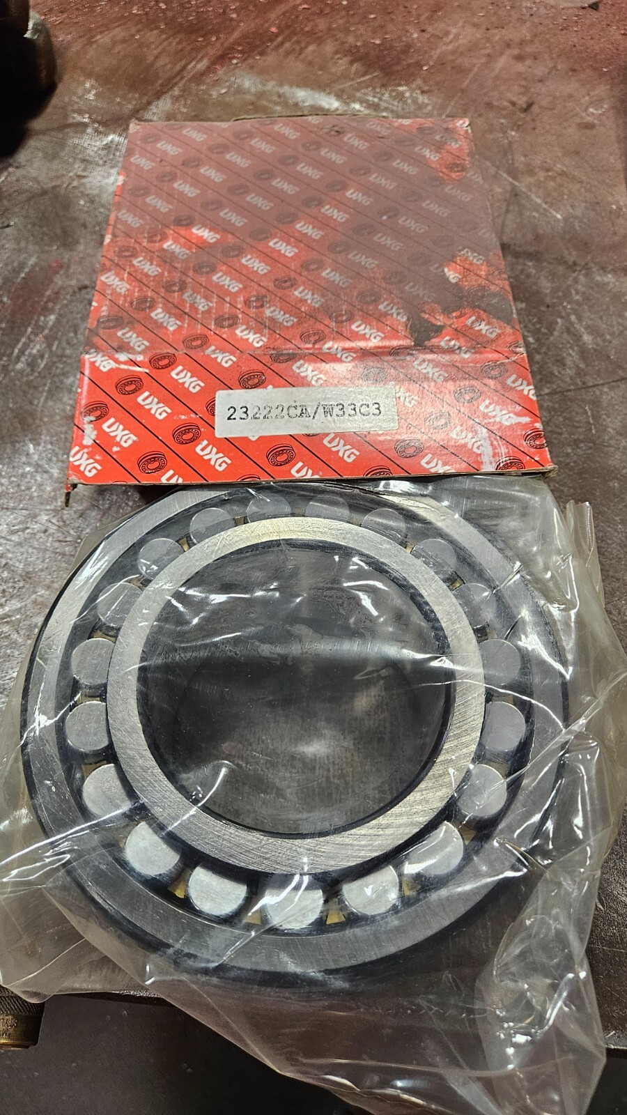 UXG 23222CA/W33C3 Spherical Roller Bearings