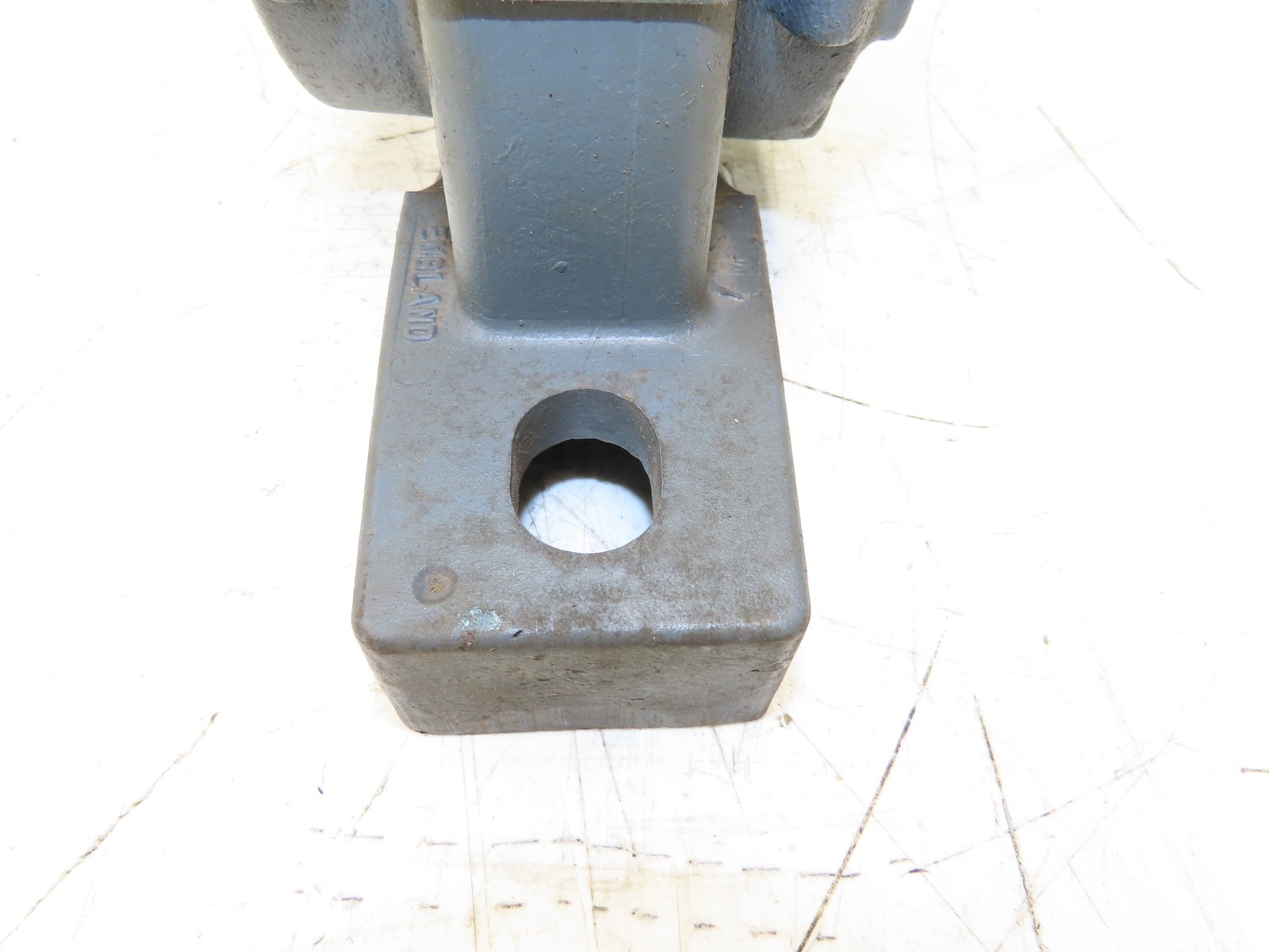 Cooper Bearing 02 BCP204EX Split Pillow Block Bearing 2-1/4″ Bore P 04 Pedestal