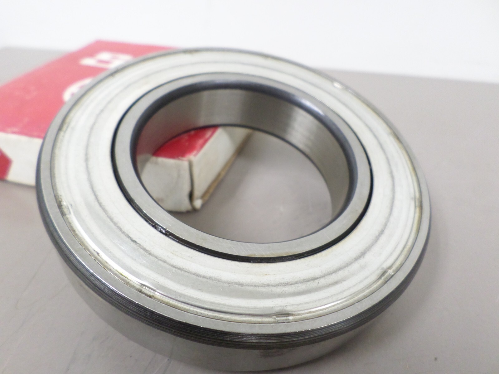 SKF 6214 2RS JEM Radial Ball Bearing Metal Shielded 70mm x 125mm x 24mm