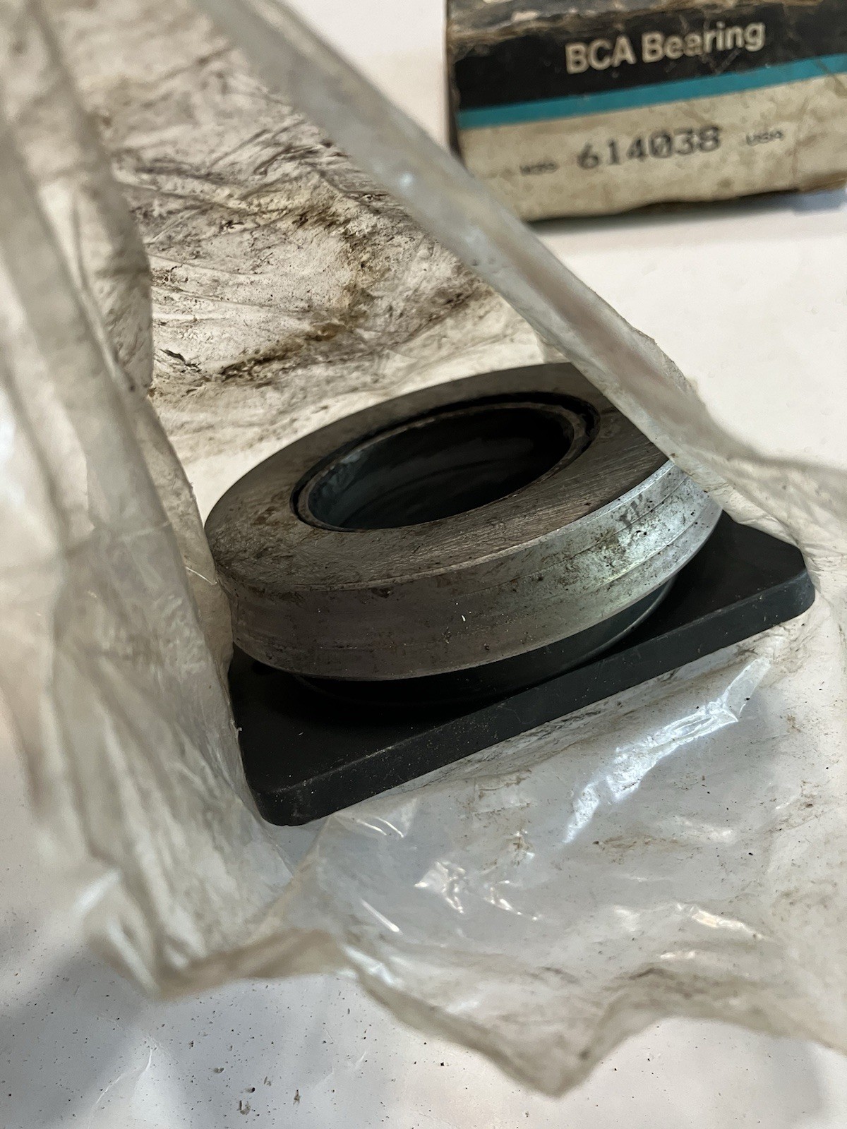 Federal Mogul 614038 Bearing – New Old Stock