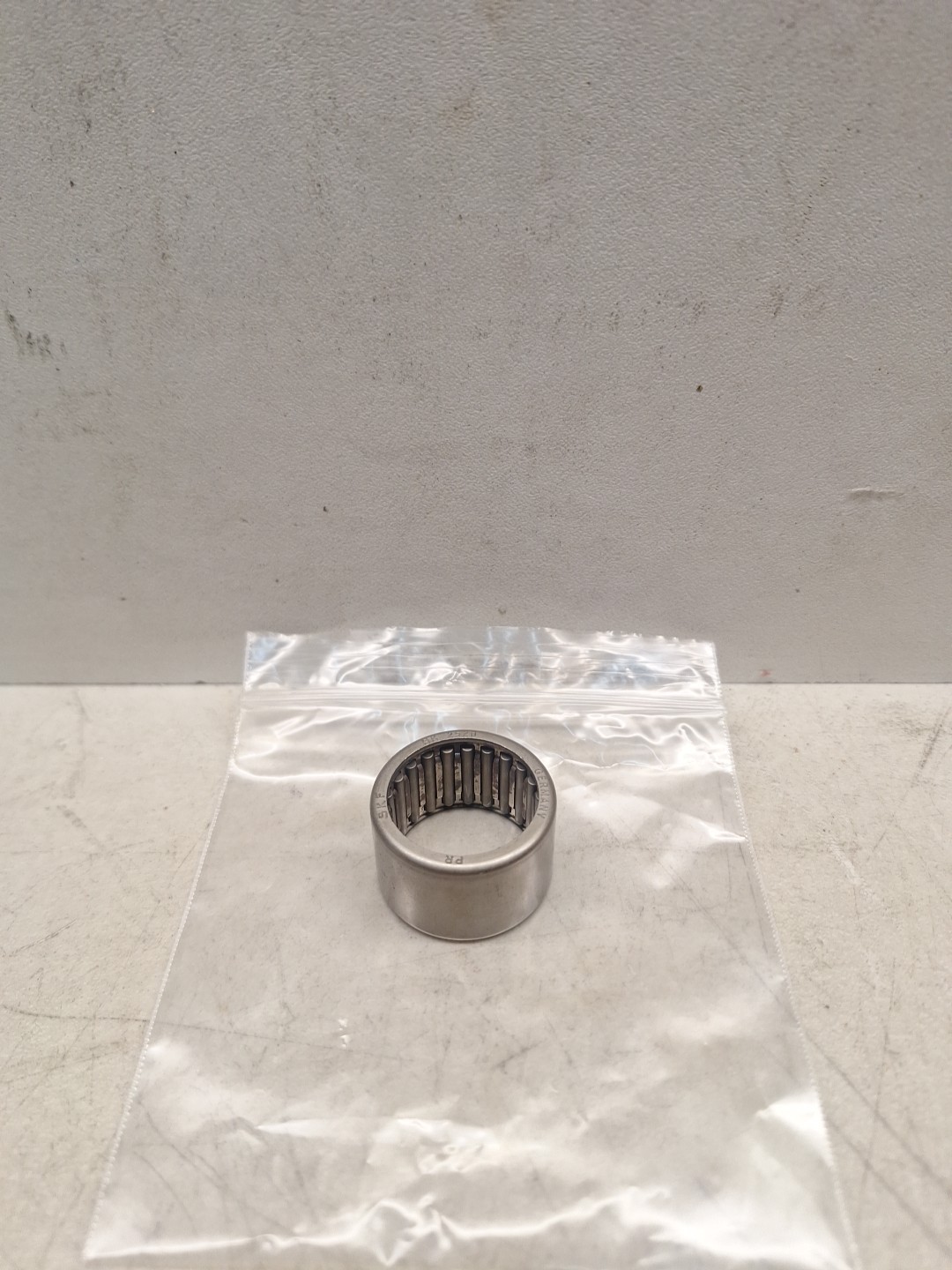 SKF HK2520 Needle Roller Bearing