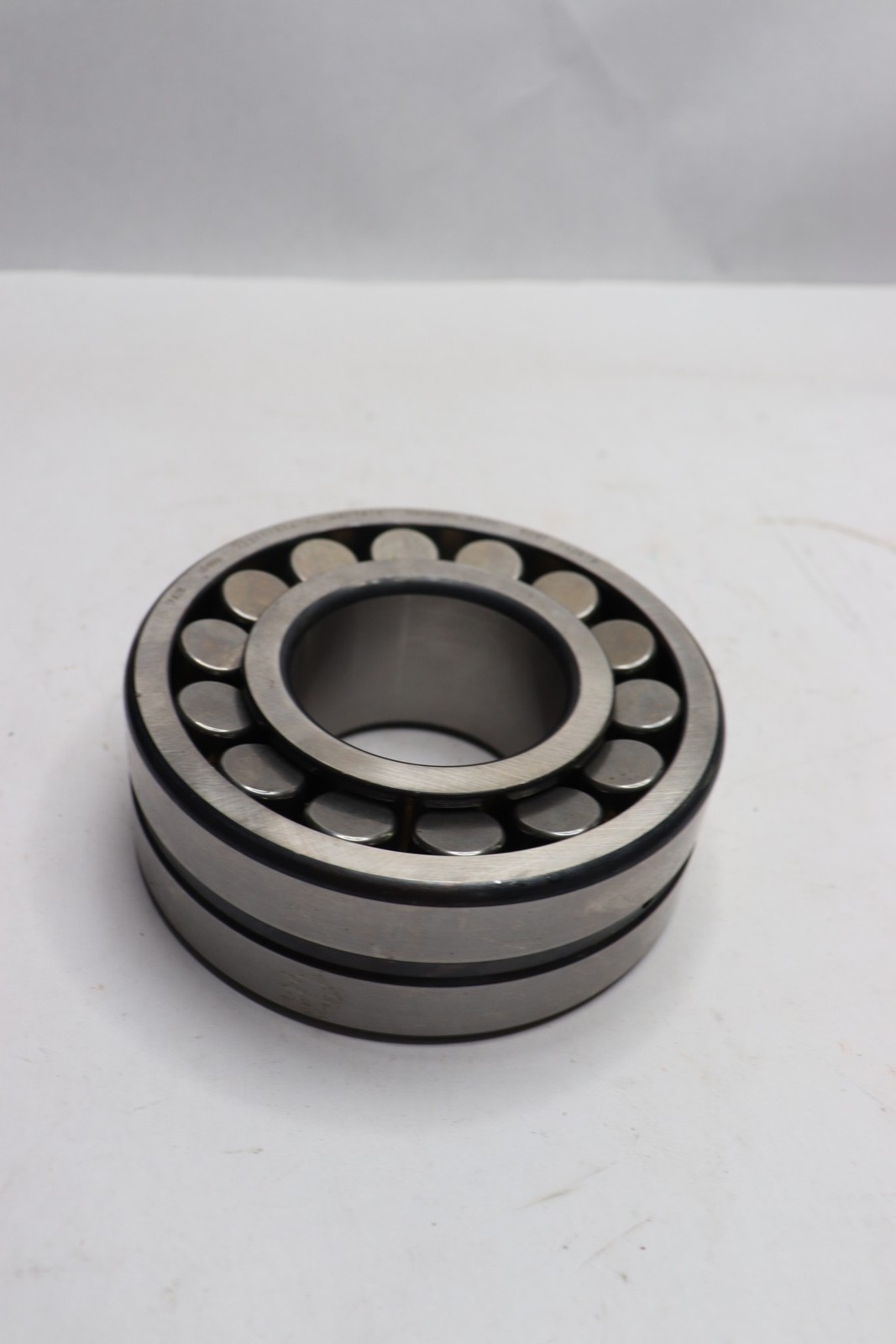 FAG Radial Spherical Roller Bearings 75 x 160 x 55mm 22311-E1A-XL-MA-T41A
