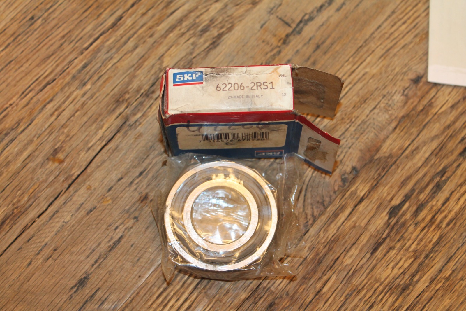 NEW SKF 62202 2RS1 Explorer Radial/Deep Groove Ball Bearing