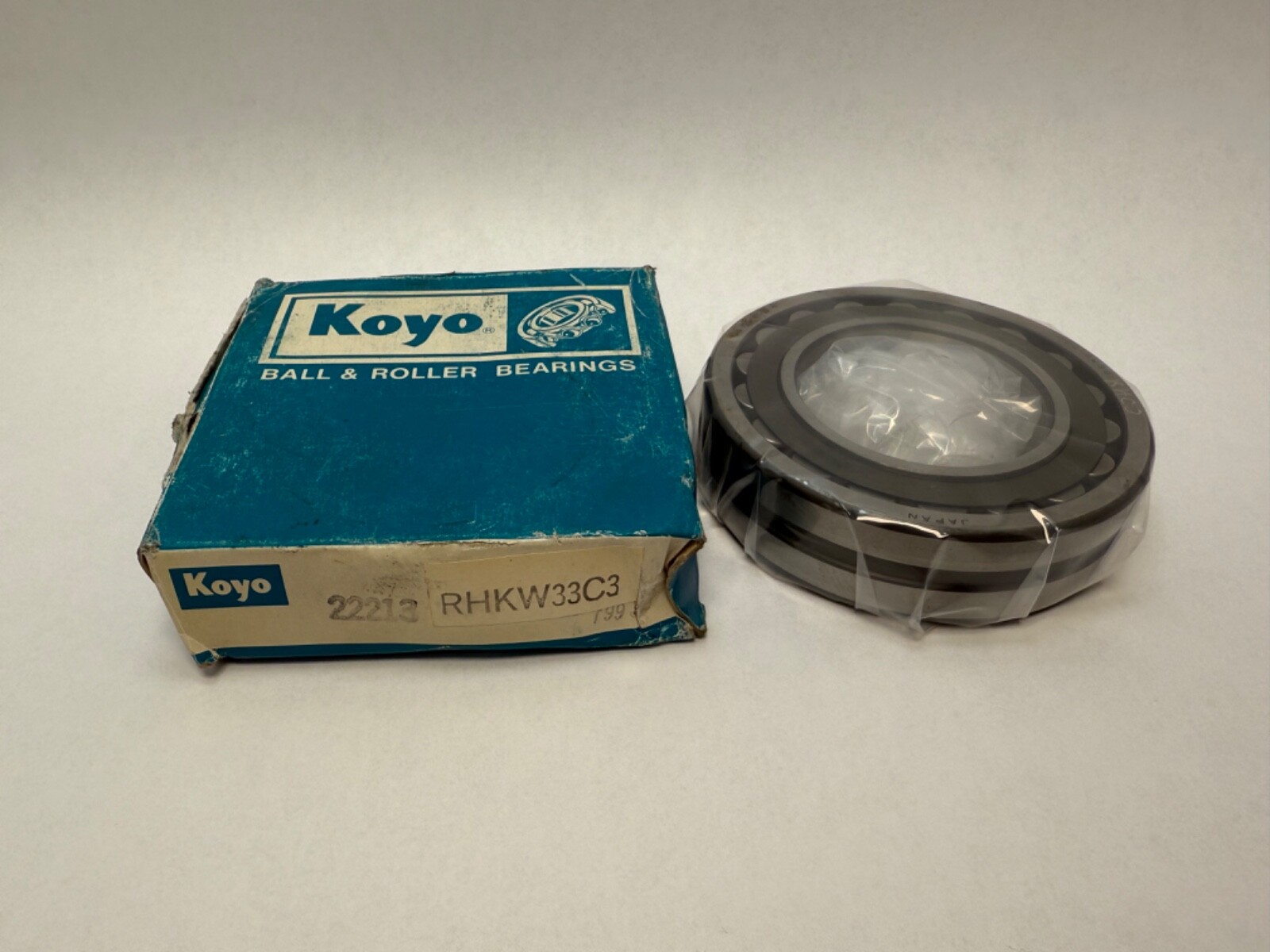 Koyo 22213RHKW33C3 Spherical Bearing 22213-RH-K-W33-C3 22213CC 65x120x31 mm