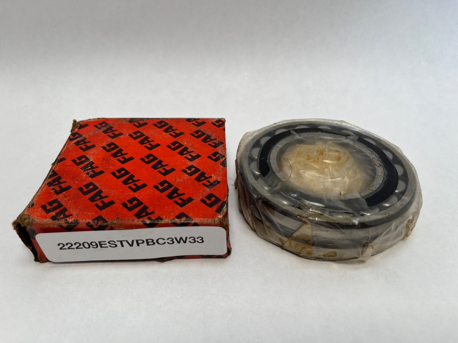 FAG 22209ES.TVPB.C3 Bearing 45x85x23mm 22209-ES-TVPB-C3-W33 22209E Germany